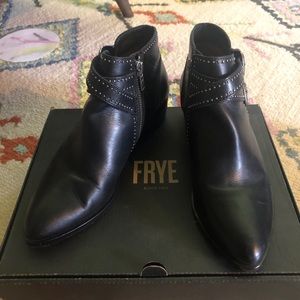 Frye Ray Deco Western Shootie
